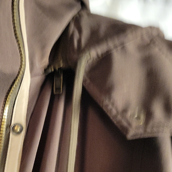 Market & Spruce Very Soft Olive Utility Jacket with Removable Hood - Picture 8 of 10